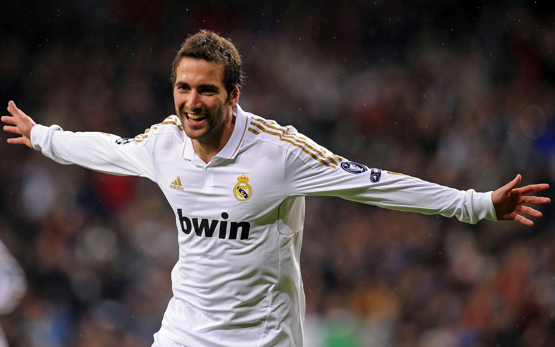 开云体育视频直播-欧冠半决赛焦点战，巴西风暴全面压制尼斯，桑巴足球的欧洲正名之战